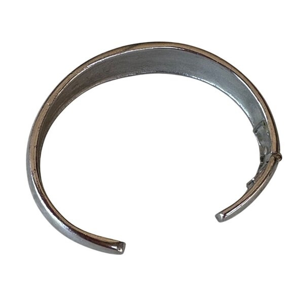 Unbranded Lot of 2 Silver Cuff Women's Fashion Jewelry Metal Bracelets - Picture 5 of 11